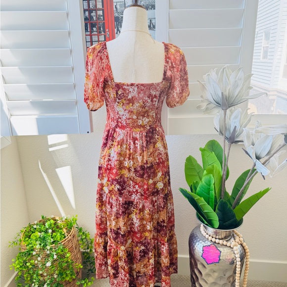 LC Lauren Conrad. Size S. Red and Pink Floral Maxi Dress - Picture 6 of 10